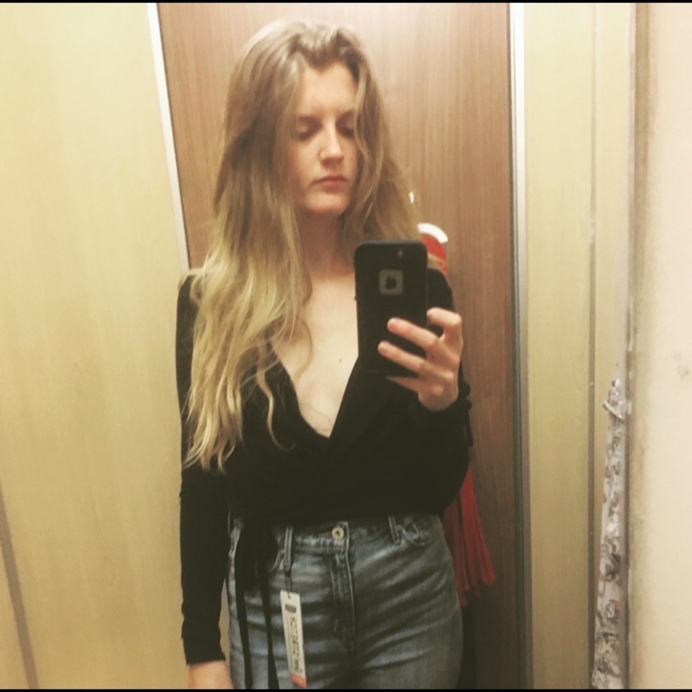 Meet your Posher, Rebekah